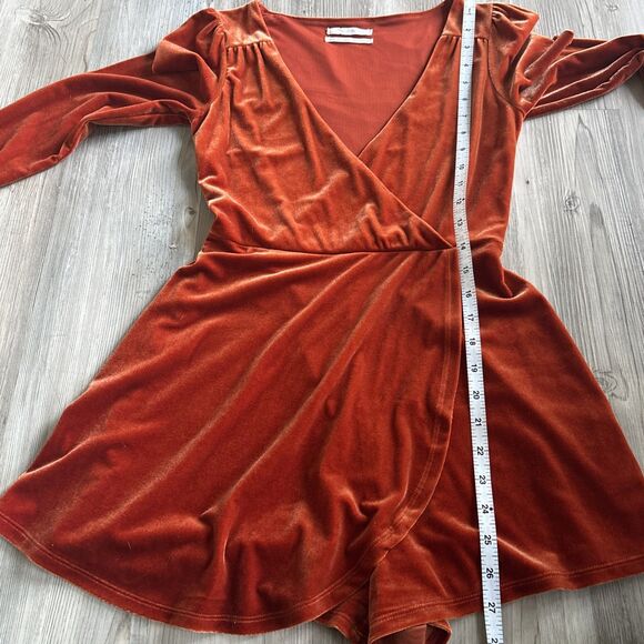 Urban Outfitters Long Sleeved Velvet Jumpsuit Romper Terra-Cotta Orange Size XS - Picture 5 of 8